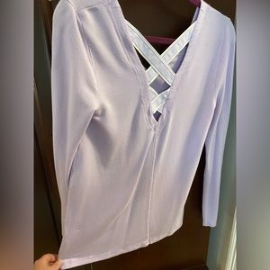 Lilly Pulitzer luxletic Areli pullover top criss cross back lilac S EUC